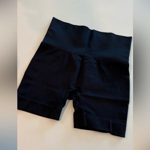 SET ACTIVE Sculptflex Onyx Bike Shorts